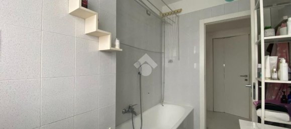 3-salle Appartement à Milan, Italy No. 339103 15