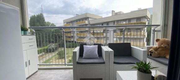 3-salle Appartement à Milan, Italy No. 339103 8
