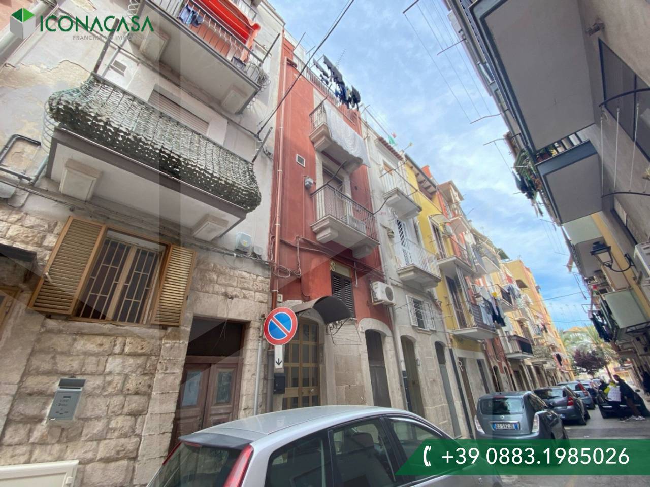 2-salle Appartement à Barletta, Italy No. 22532