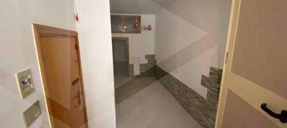 2-salle Appartement à Barletta, Italy No. 22532 8