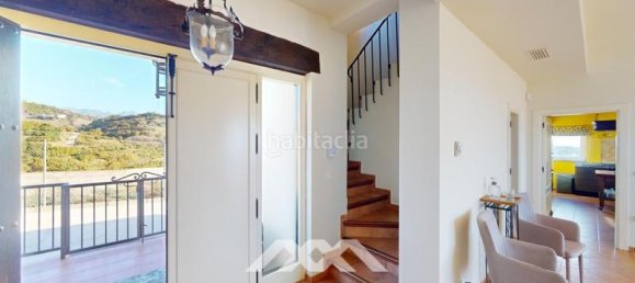 Casa de 3 dormitorios en Málaga, Spain No. 55131 4