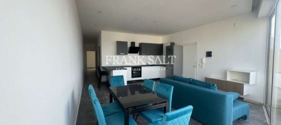 2 bedrooms Penthouse in Sannat, Malta No. 6035 5
