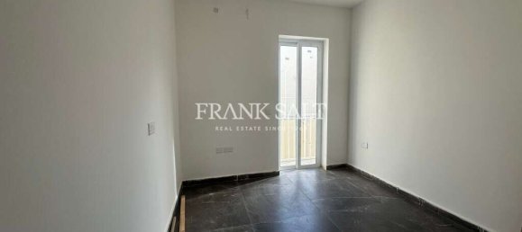 2 bedrooms Penthouse in Sannat, Malta No. 6035 3