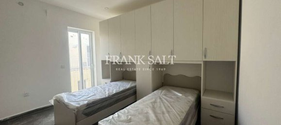 2 bedrooms Penthouse in Sannat, Malta No. 6035 8