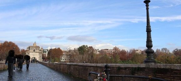 2 rooms Commercial property in Rome, Italy No. 205885 23