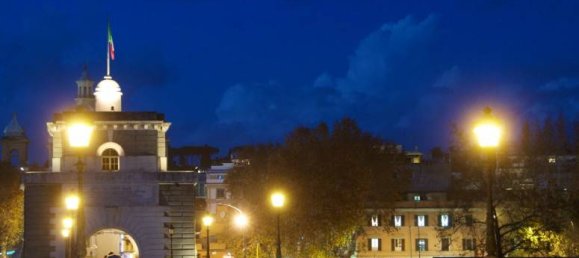 2 rooms Commercial property in Rome, Italy No. 205885 2