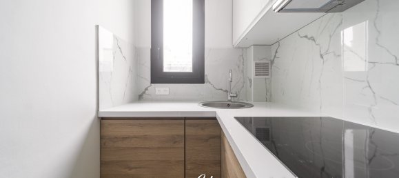 1 bedroom Apartment in Paris, France No. 325232 7