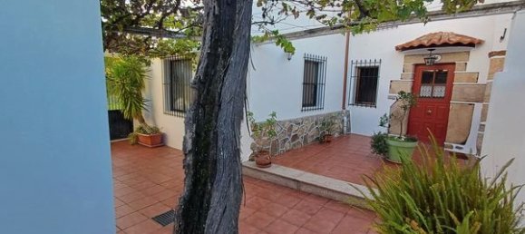 5 bedrooms House in A Guarda, Spain No. 189988 8