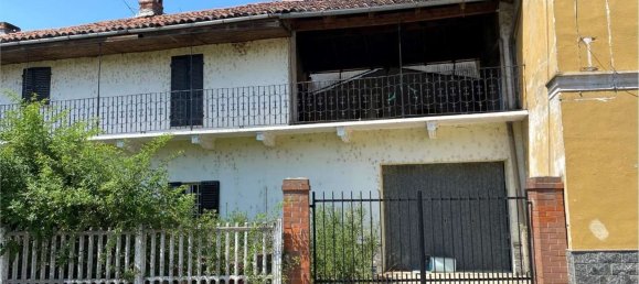 6 bedrooms Apartment in Crescentino, Italy No. 375889 4