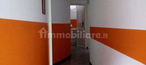 Propiedad comercial de 4 habitaciónes en Piacenza, Italy No. 333184 3