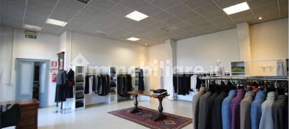 1 room Commercial property in Paderno d'Adda, Italy No. 2661 8