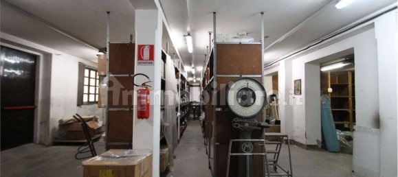 1 room Commercial property in Paderno d'Adda, Italy No. 2661 6
