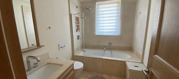 Apartamento de 1 dormitorio en Tivat, Montenegro No. 65 9
