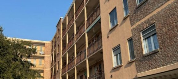 Квартира с 2 комнатами в Локате ди Триульци, Италия № 211601 16