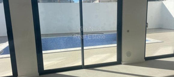 Casa de 4 dormitorios en Lagoa, Portugal No. 102602 9