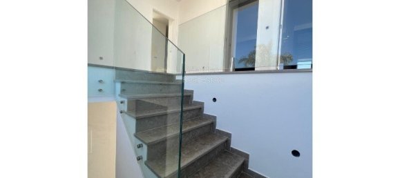 Casa de 4 dormitorios en Lagoa, Portugal No. 102602 14