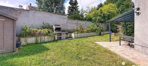 3 bedrooms House in Charge, France No. 326926 17