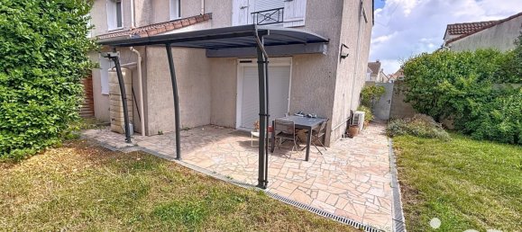 3 bedrooms House in Charge, France No. 326926 14