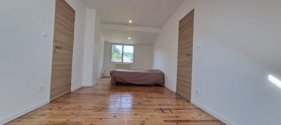 5 bedrooms House in Soissons, France No. 211241 9