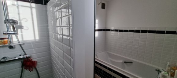 5 bedrooms House in Soissons, France No. 211241 7