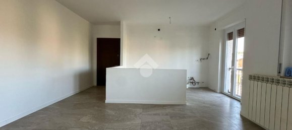 3 rooms Apartment in Palazzolo sull'Oglio, Italy No. 5044 7