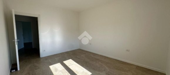 3 rooms Apartment in Palazzolo sull'Oglio, Italy No. 5044 8