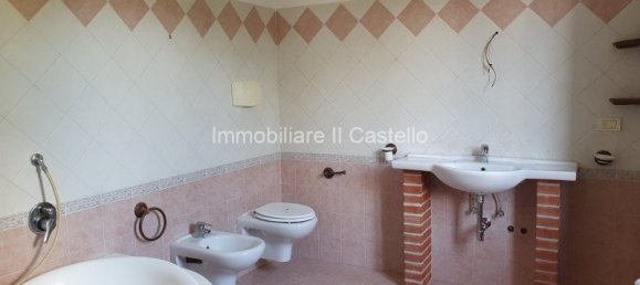 3 Schlafzimmer Haus in Castiglione del Lago, Italy, Nr. 291146 12