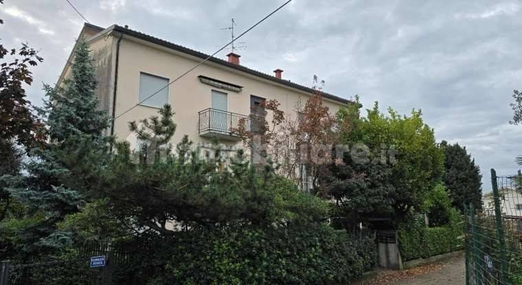 2 bedrooms Apartment in Como, Italy No. 2884
