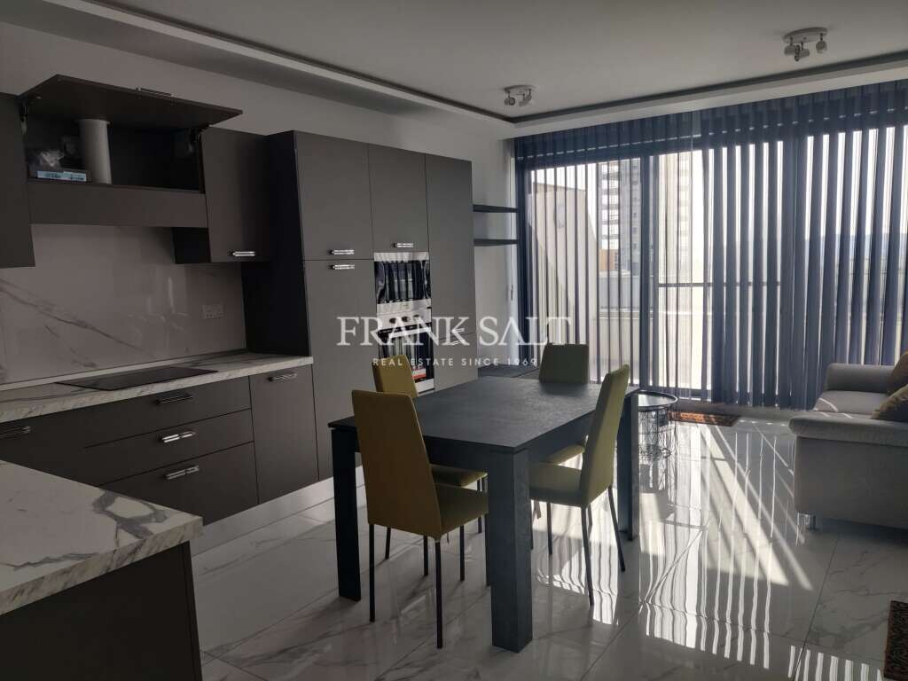 2 bedrooms Penthouse in Msida, Malta No. 8365