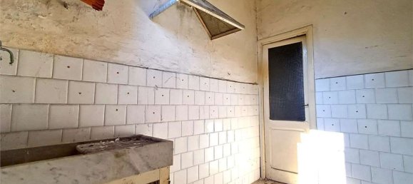 4-salle Appartement à Ormea, Italy No. 24850 40