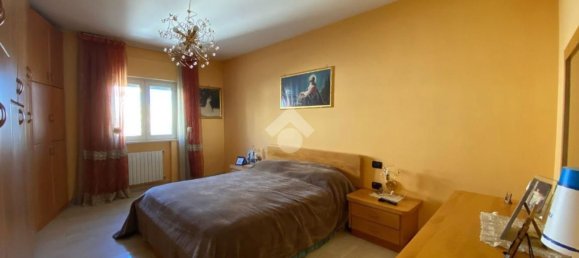 4-Zimmer Wohnung in Casavatore, Italy, Nr. 129055 2
