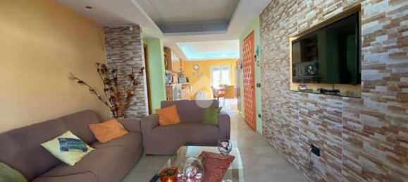 4-Zimmer Wohnung in Casavatore, Italy, Nr. 129055 4