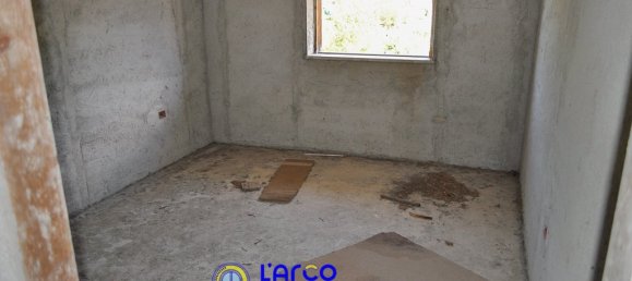 Edificio de 4 dormitorios en Cosenza, Italy No. 237968 116