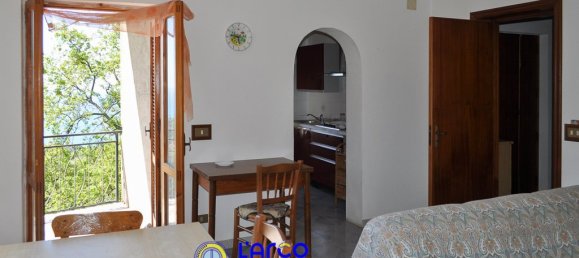 Edificio de 4 dormitorios en Cosenza, Italy No. 237968 56