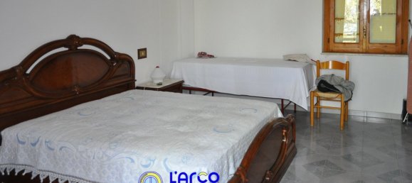 Edificio de 4 dormitorios en Cosenza, Italy No. 237968 53