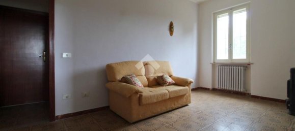3 rooms House in Teramo, Italy No. 297431 6