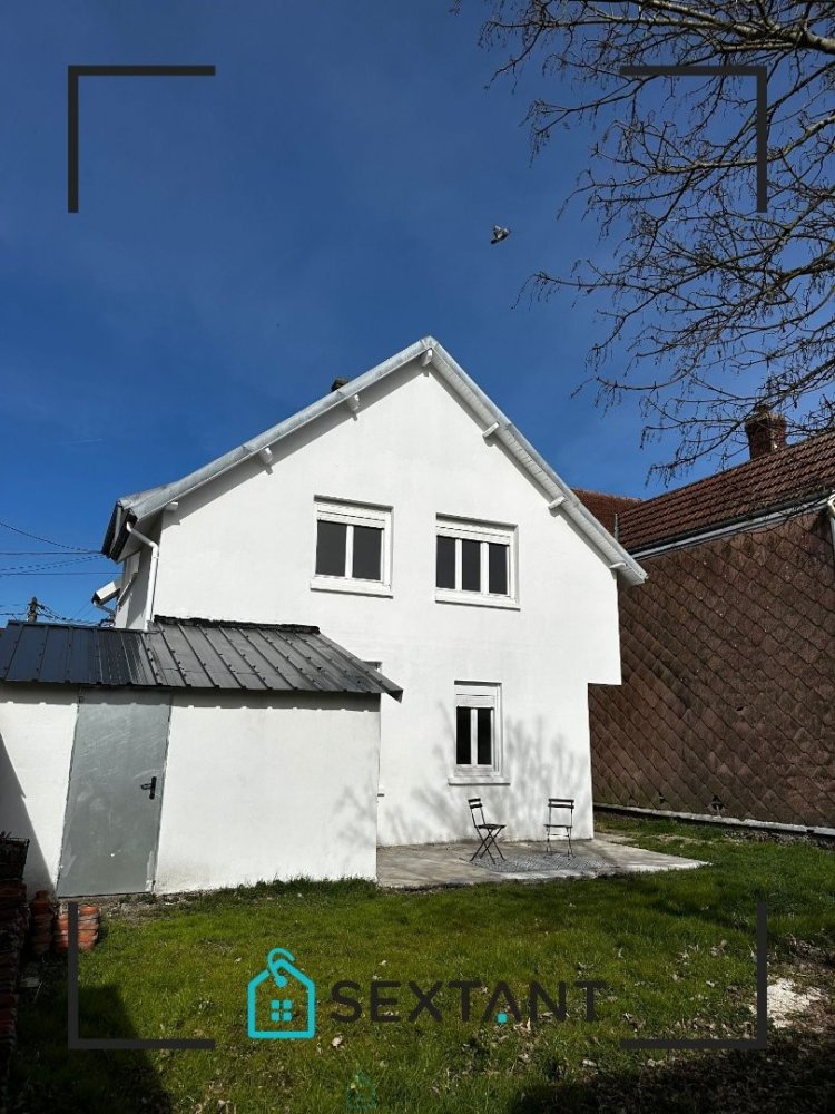 3 bedrooms Villa in Le Grand-Quevilly, France No. 189695