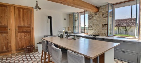 Casa de 4 dormitorios en Montfey, France No. 71207 22