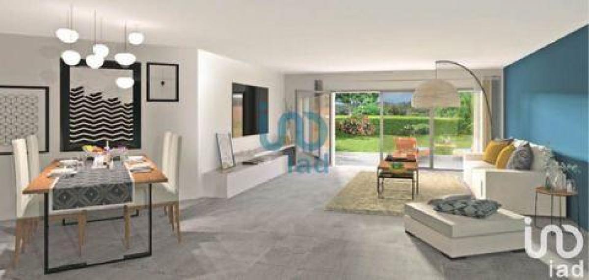 2 bedrooms Condo in Toulon, France No. 11112