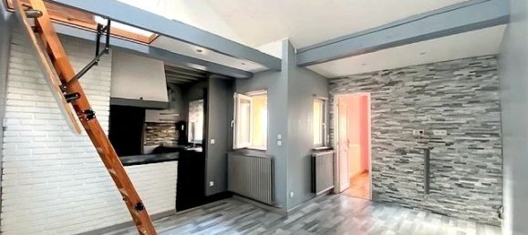 1 bedroom House in Le Blanc-Mesnil, France No. 320543 3