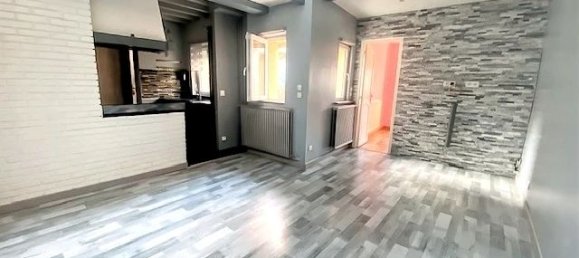 1 bedroom House in Le Blanc-Mesnil, France No. 320543 2