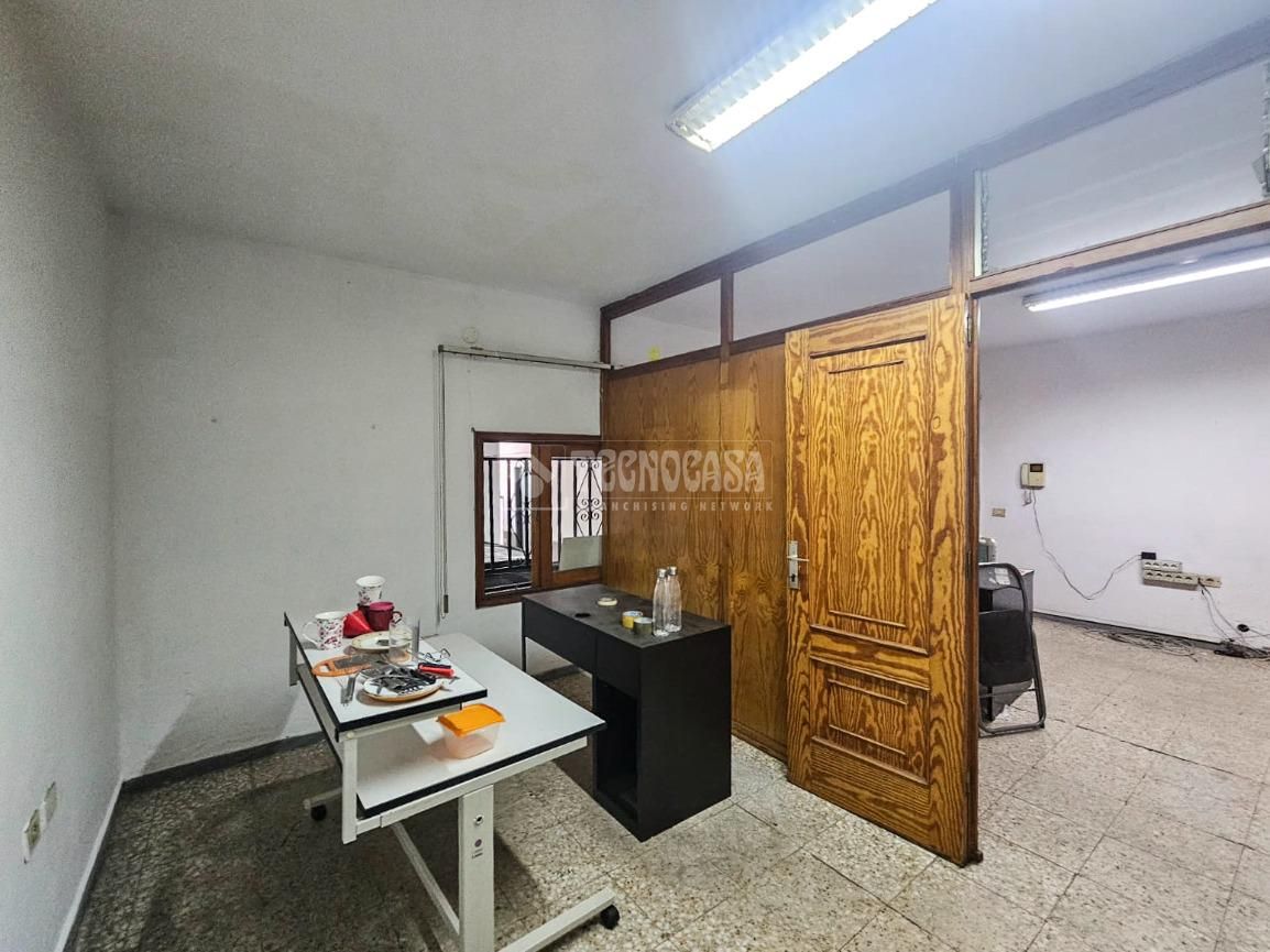 Gewerbliche Immobilie in Santa Cruz de Tenerife, Spain 138m², Nr. 208383