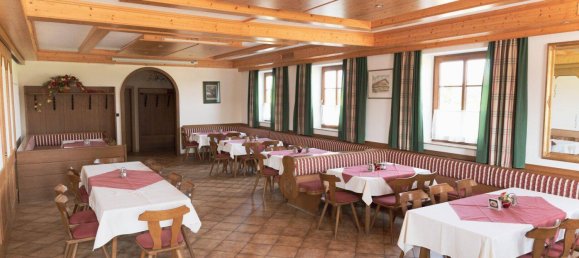 Hotel en Burgkirchen, Austria No. 85863 8