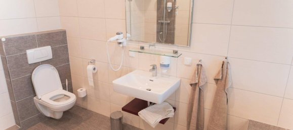 Hotel en Burgkirchen, Austria No. 85863 18