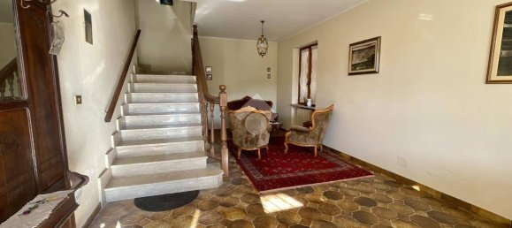 3 غرف نوم فيلا في Crescentino, Italy رقم 151655 10