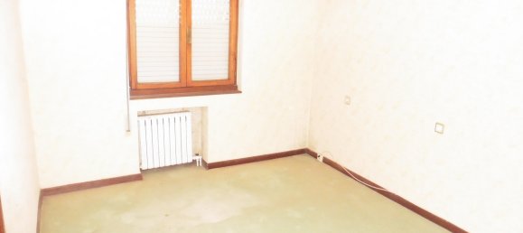 3 Schlafzimmer Haus in Soto del Barco, Spain, Nr. 79254 5