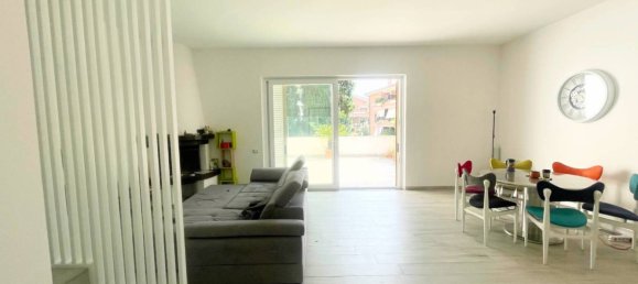 3 bedrooms Apartment in Rome, Italy No. 273891 13