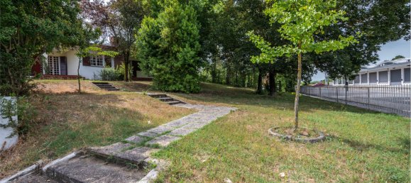 3 bedrooms Villa in Castello d'Argile, Italy No. 112572 3