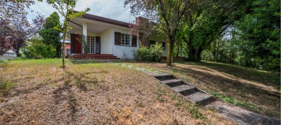 3 bedrooms Villa in Castello d'Argile, Italy No. 112572 8