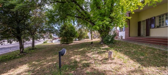 3 bedrooms Villa in Castello d'Argile, Italy No. 112572 4